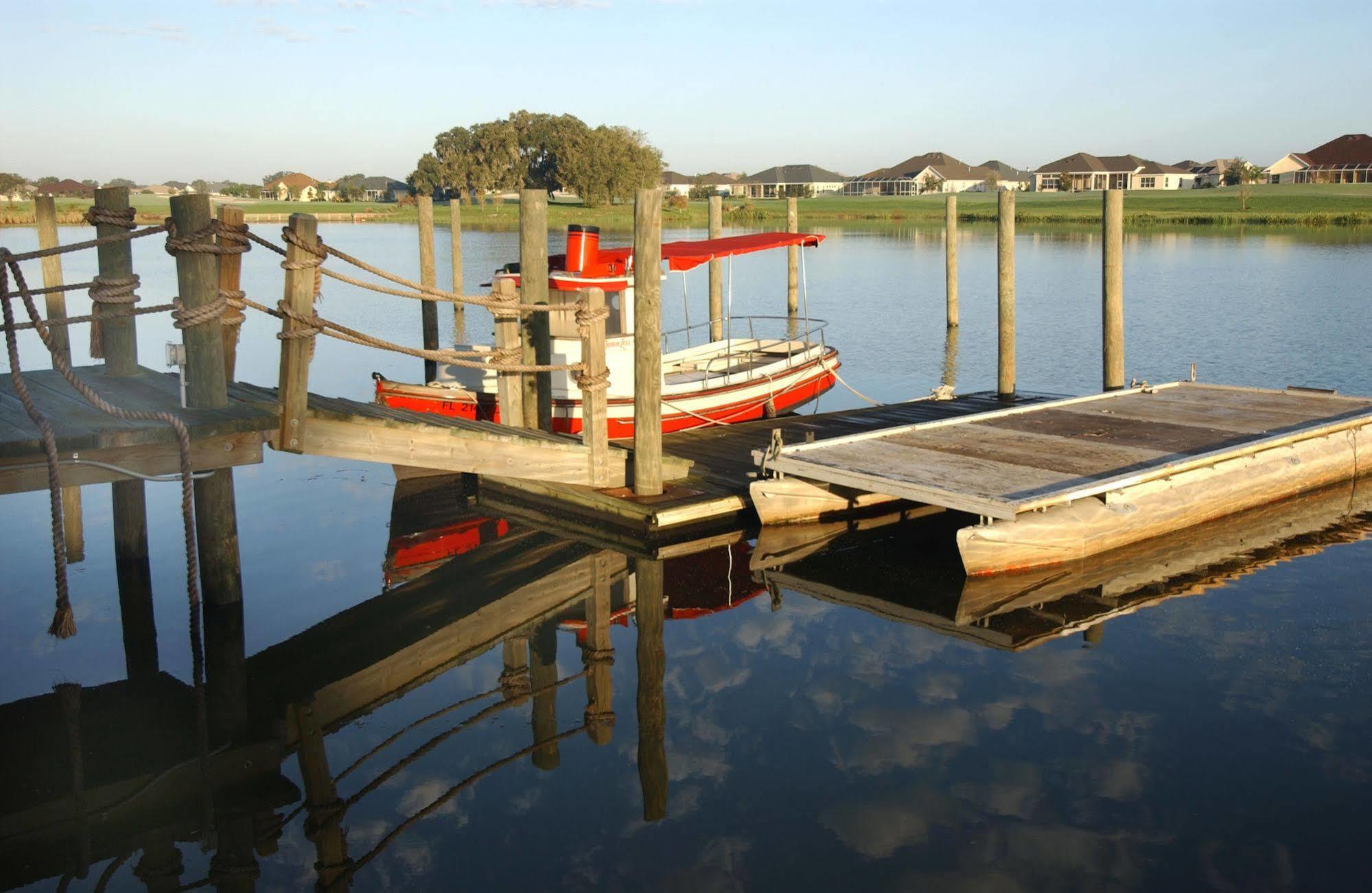 The Waterfront Inn The Villages Kültér fotó